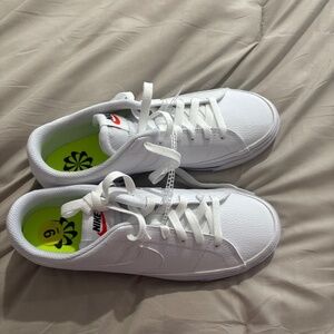 Nike Tennis shoes
